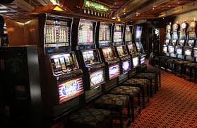 Casino trực tuyến ae888 với dealer thật phát sóng Baccarat Roulette 24/7