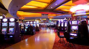Người chơi Việt Nam tham gia bàn Roulette live casino ae888 trên điện thoại